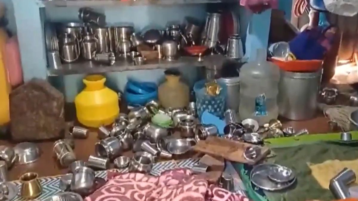 woman-paraded-naked-as-son-elopes-with-lover-in-karnataka-state-home-minister-visits-victims-house-assures-justice